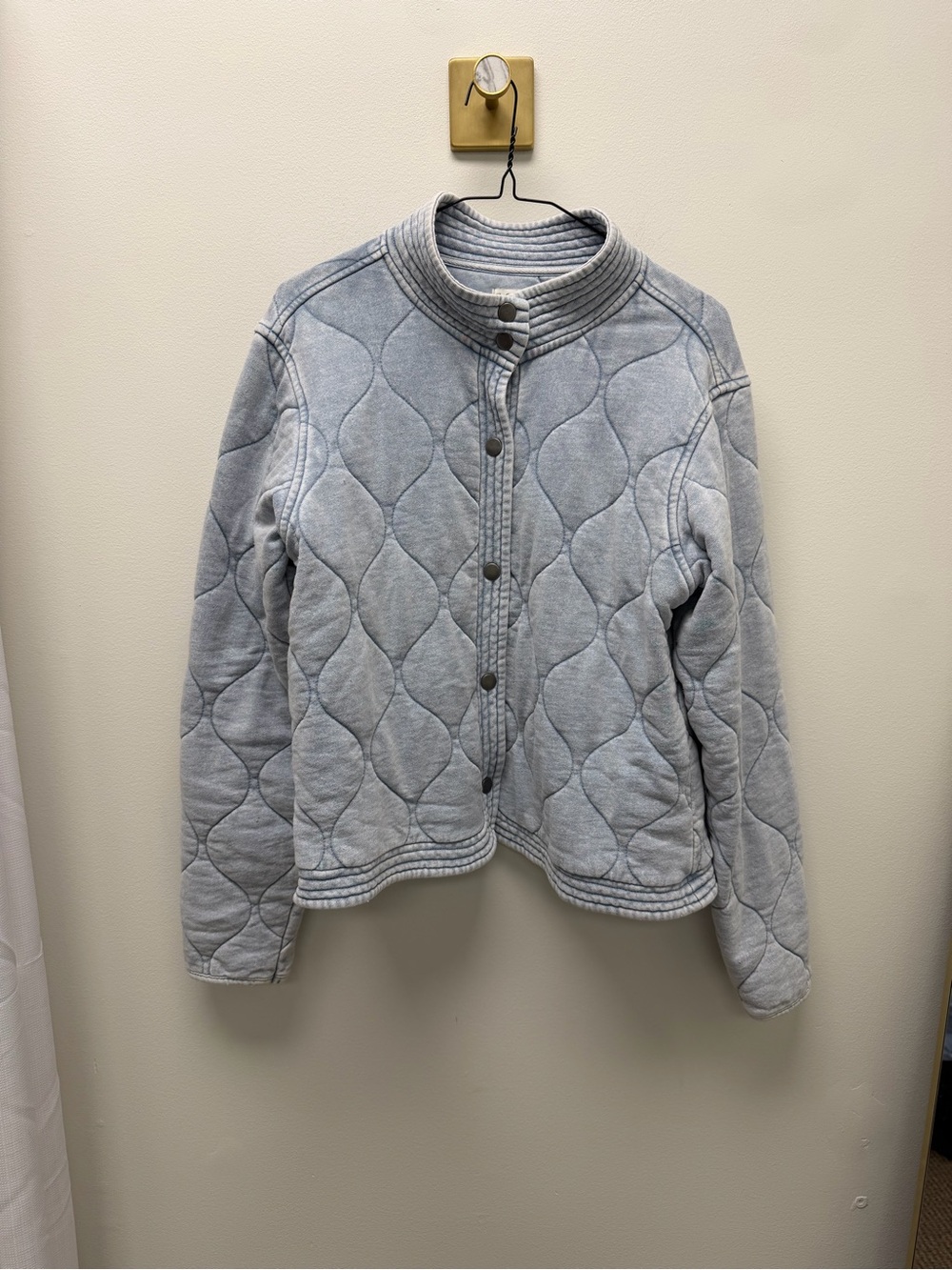 ZSUPPLY Women's Quilted Blue Jacket. sz medium.